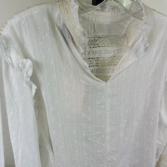 FRNCH Paris Blouse Women's Size Medium White Lace Ruffle Sleeve Top Romantic - Image 4