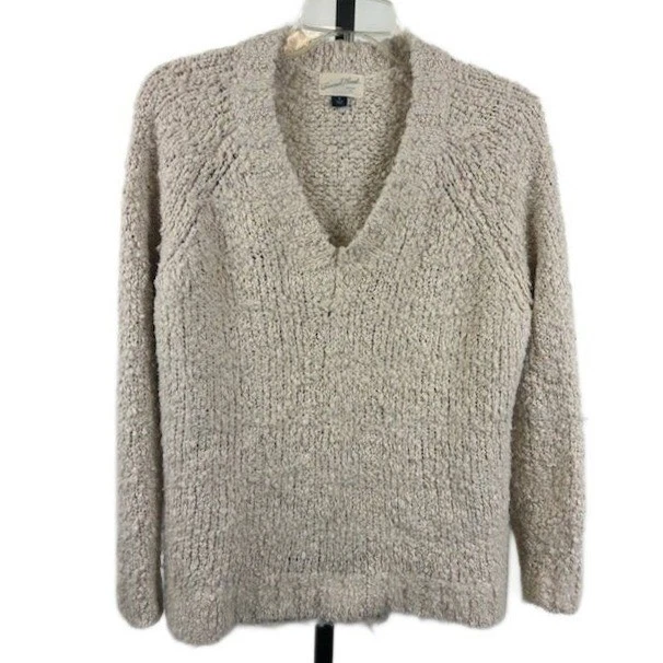 Universal Thread Sweater Cream Fuzzy Textured V Neck Chunky Womens Size Medium