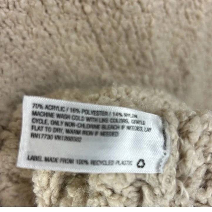 Universal Thread Sweater Cream Fuzzy Textured V Neck Chunky Womens Size Medium - Image 5