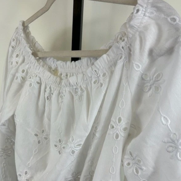H&M Women's Large White Eyelet Off Shoulder Peasant Blouse Ruffle Cottagecore - Image 2