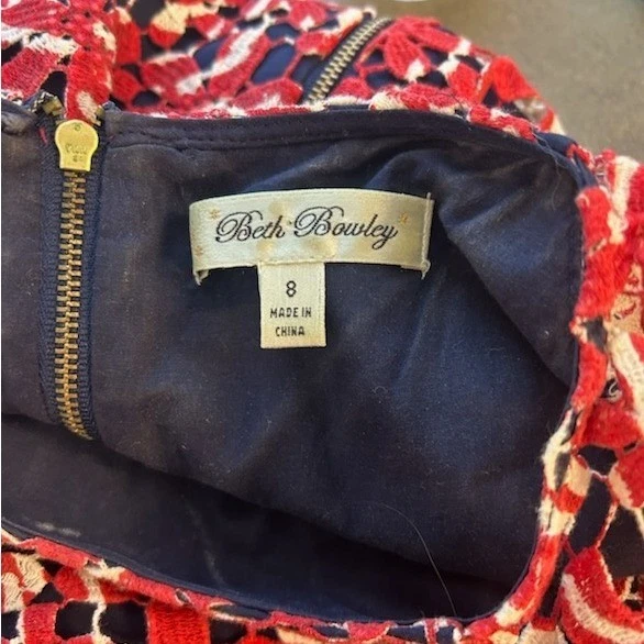 Elegant Beth Bowley Red White Blue Lace Cap Sleeve Sheath Dress Size 8 - Image 3