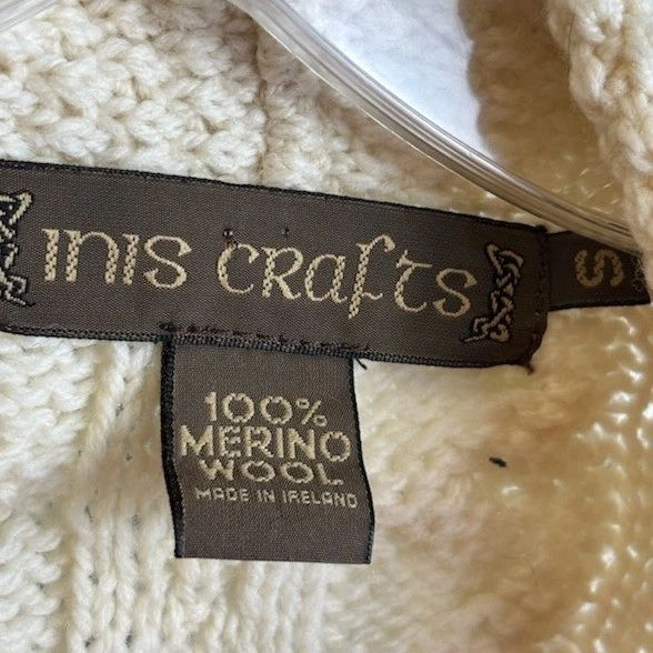 Inis Crafts Cardigan Sweater Size Small Cream 100% Merino Wool Cable Knit - Image 5