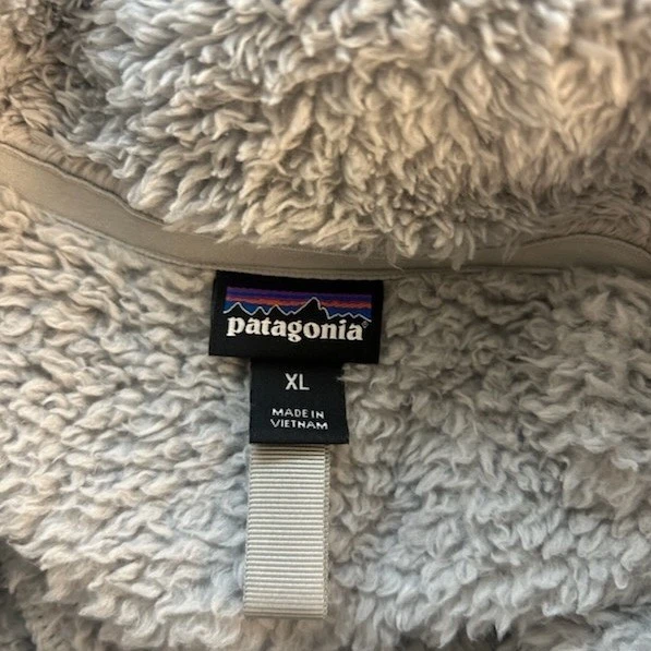 Patagonia Gray Fuzzy Fleece Half Zip Pullover Sweatshirt Women's Size XL - Image 3
