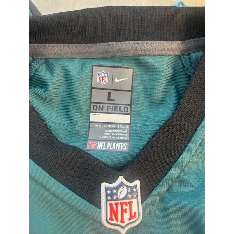 NFL Nike Philadelphia Eagles On Field Carson Wentz #11 Jersey Youth Size Large - Image 3