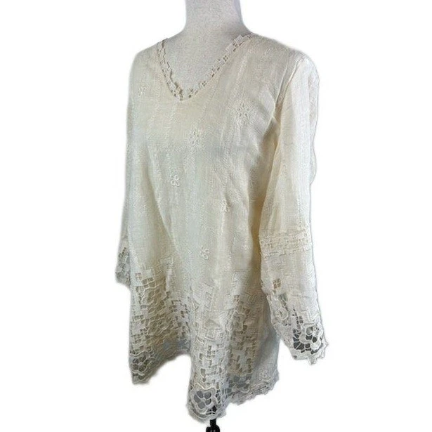 Soft Surroundings Tunic Top Ivory Embroidered Lace Trim Long Sleeve Size Medium - Image 2
