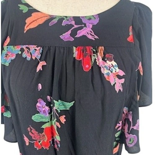 Maeve Anthropologie Black Floral Flutter Sleeve Blouse Top XS Small - Image 4