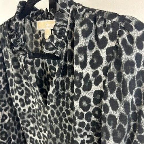 Michael Kors Blouse Womens Size Medium Leopard Print Ruffle Neck Bell Sleeve Top - Image 2