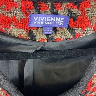 Vivienne Tam Women's Size 12 Red Houndstooth Tweed Collarless Cape Jacket - Image 4
