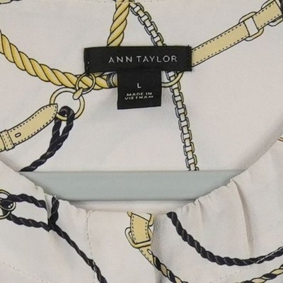 Ann Taylor Equestrian Blouse Women's Size Large White Chain Belt Print Too - Image 4