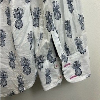 Talbots Blouse Women's Size XL White Pineapple Print Long Sleeve Button Up Shirt - Image 4