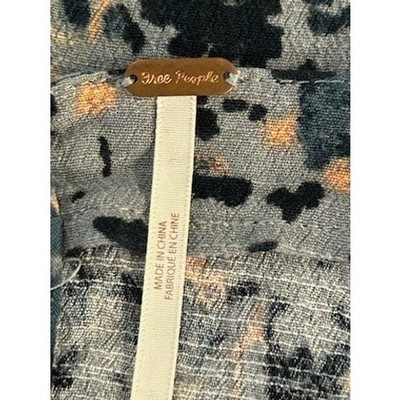 Free People Women's Floral Print Surplice Romper Short Jumpsuit Sizs Small - Image 5