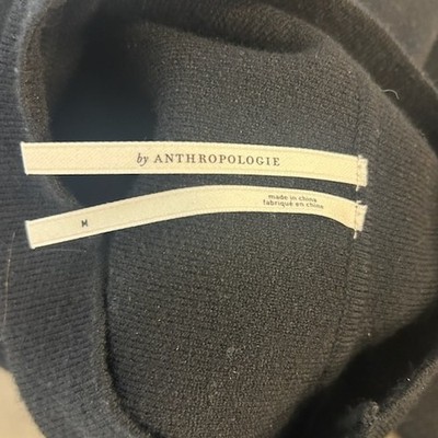 New Anthropologie Black Mock Neck Ruched Cropped Sweater Top Size Medium - Image 4