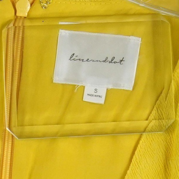 Dolan Left Coast Ribbed Knit Top Women's Size SP Black Puff Sleeve Sweater