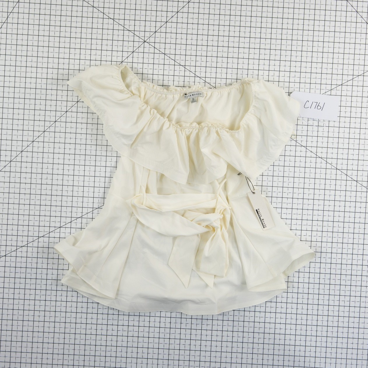 New Haute Monde Top Women's Size 1X Cream Off Shoulder Ruffle Peplum Tie - Image 6