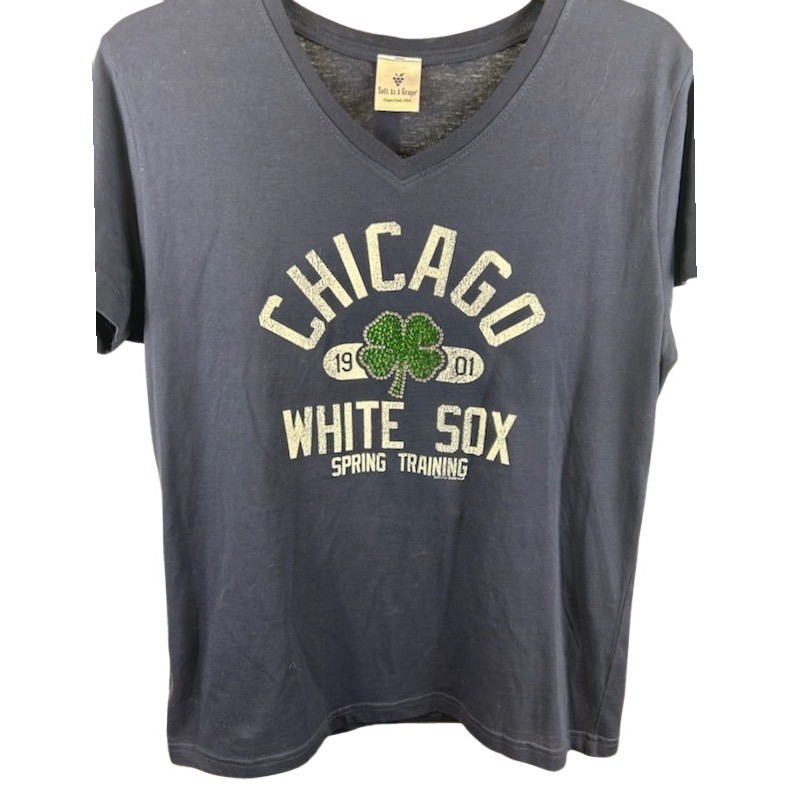 Chicago White Sox T Shirt Womens Large V-Neck Tee Shirt Crystal Shamrock