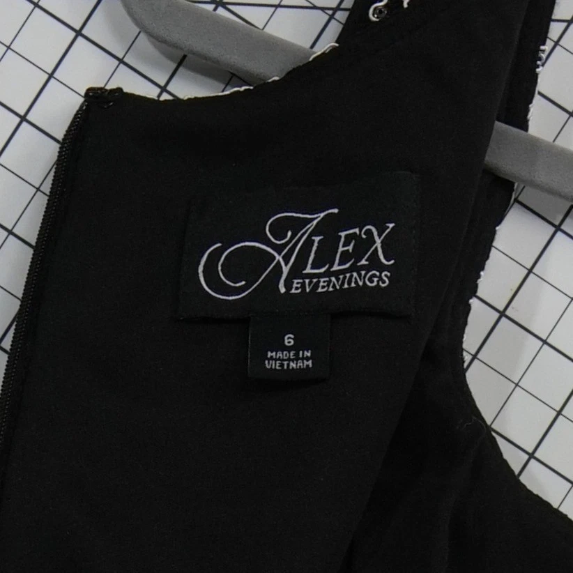 Alex Evenings Dress Gown Women's Size 6 Black Sequin Bodice Ruffle Formal Long - Image 4