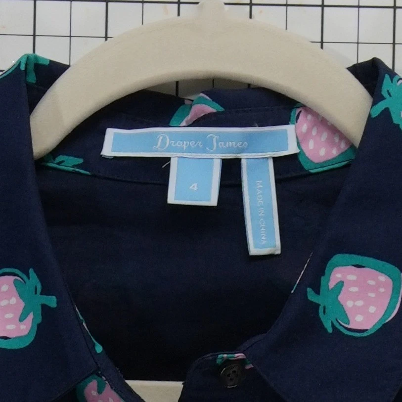 Draper James Strawberry Print Dress Women's Size 4 Navy Blue Pink 100% Cotton - Image 4