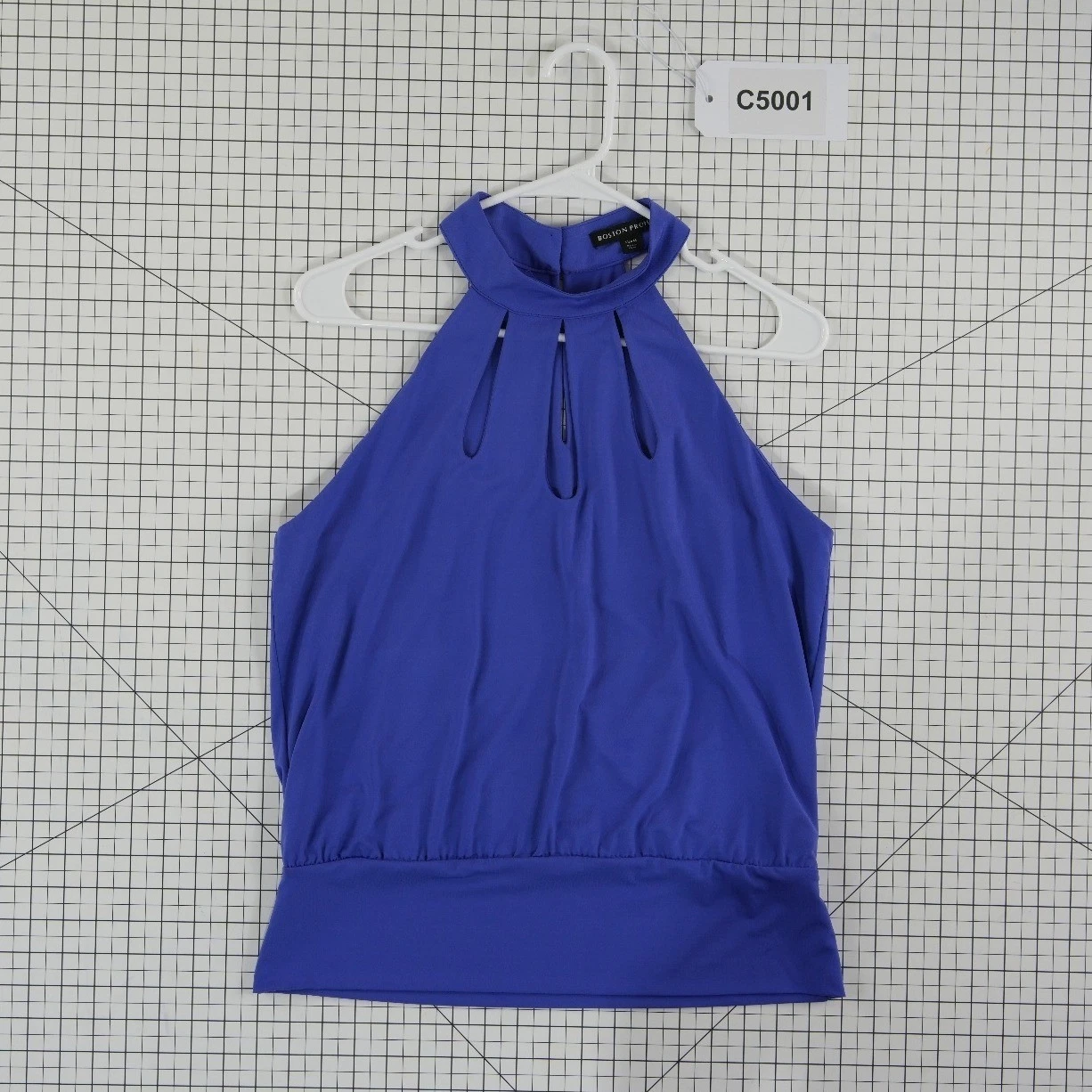 Boston Proper Halter Top Women's Size Medium Blue Keyhole Mock Neck Banded Hem - Image 6